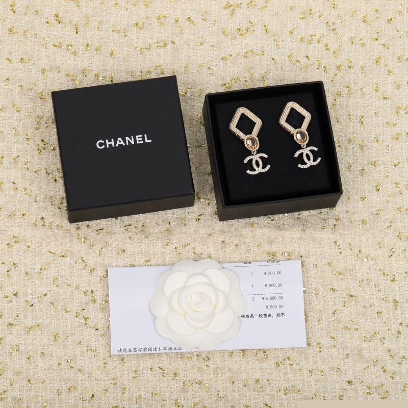 Ba*len*cia*ga earrings